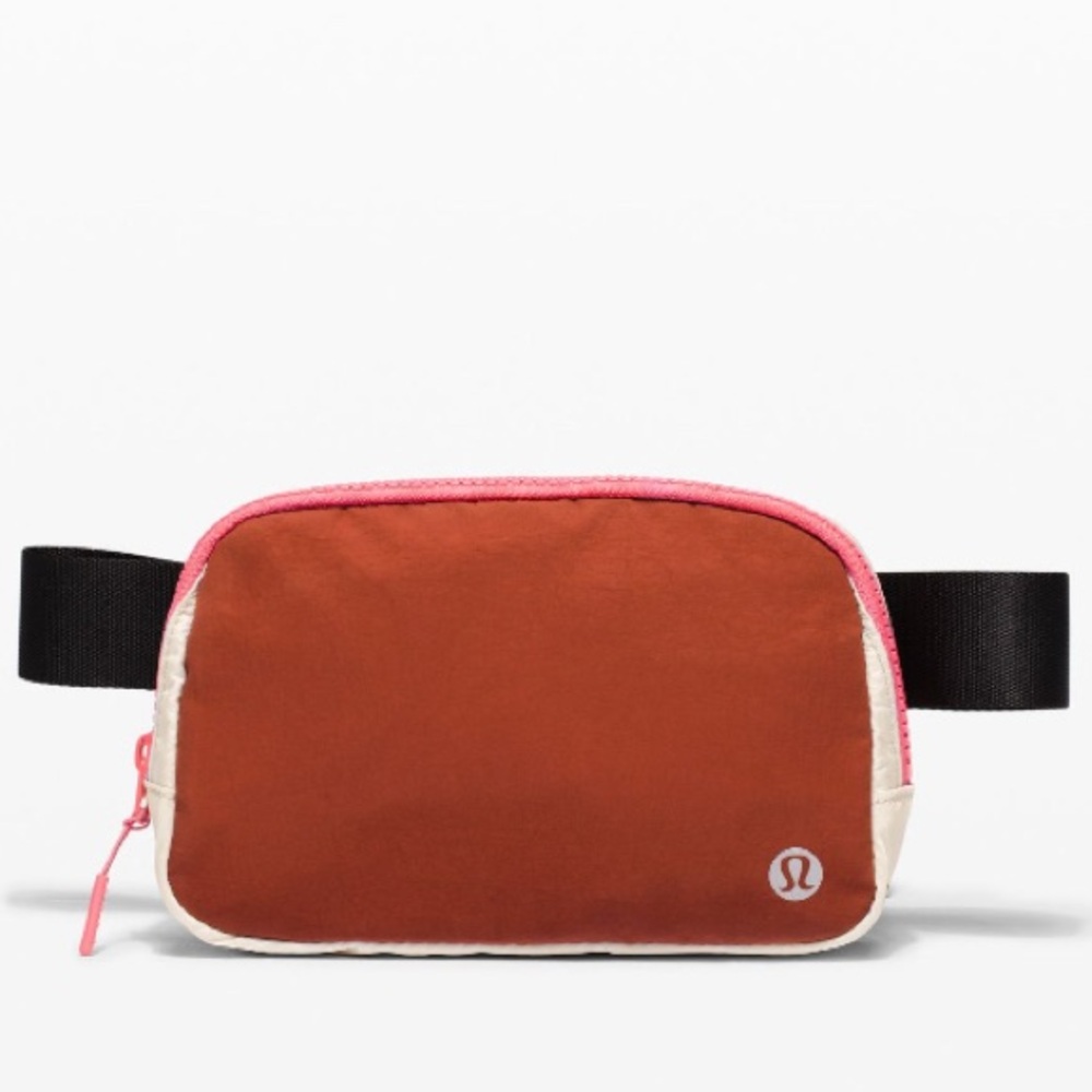 Rare Lululemon Dark Terracotta/White Opal Belt Bag
